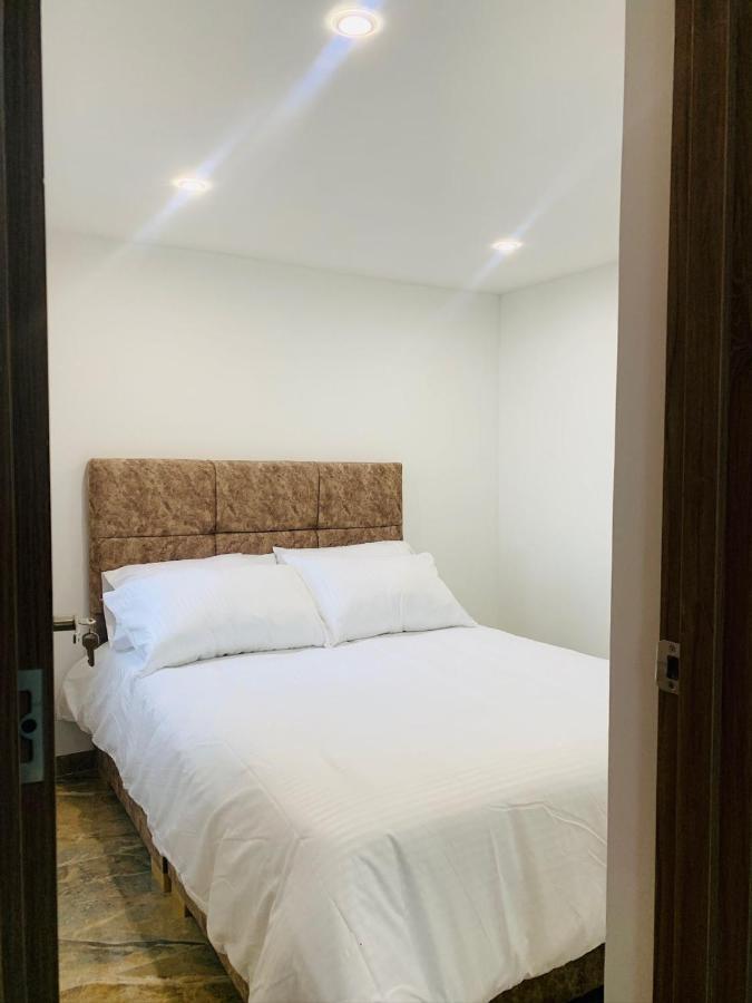 Alquiler En Cerca Al Aeropuerto-colibri Dorado-by-wonderlust Apartamento Bogotá